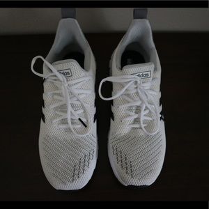 Adidas Men’s shoes size 11 - Running